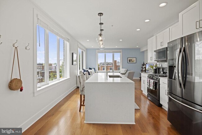 Photo - 800 21st St NE Unidad 1