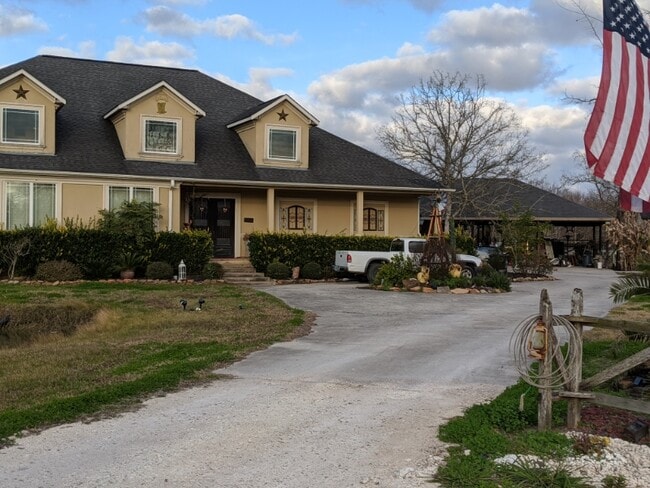 Building Photo - 7453 County Rd 98