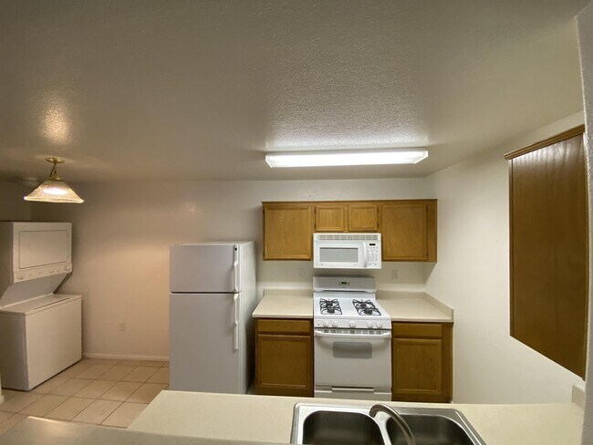 Building Photo - 3980 E Owens Ave Rental