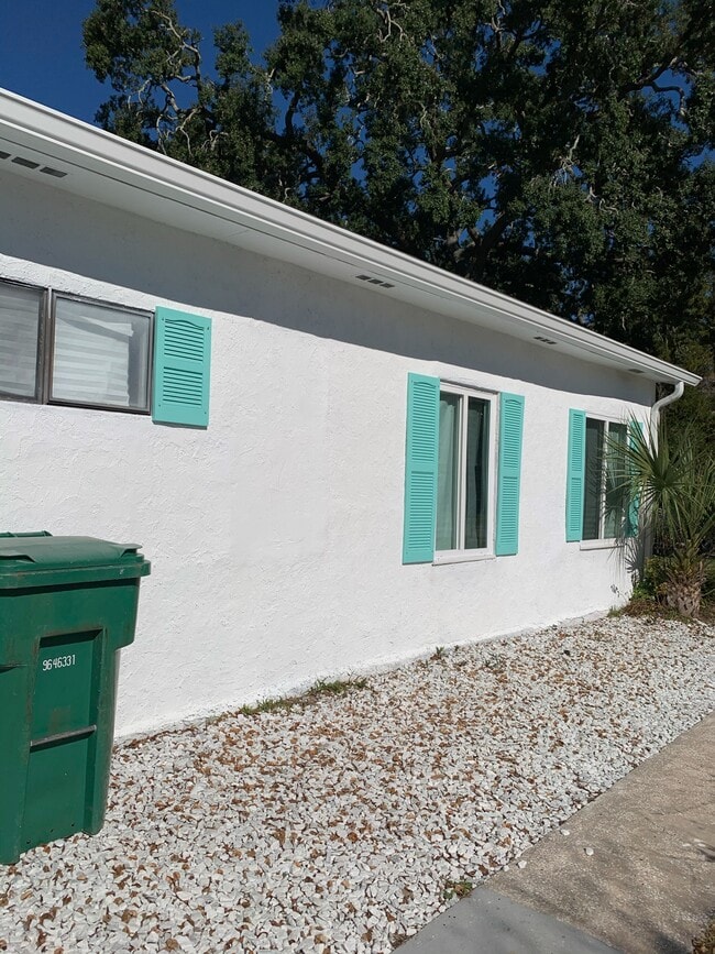 Photo - 1360 Daytona Ave
