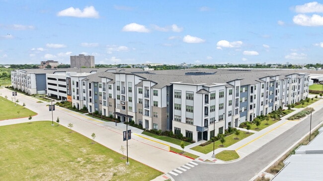 Photo - The Pointe at Bayou Bend