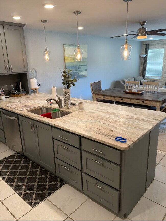 Photo - 604 Highcrest Dr Unit The Hideaway