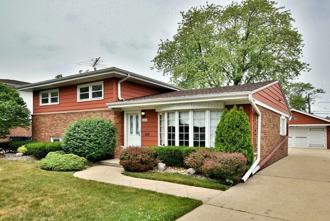 Photo - 8006 W Courtland Ave