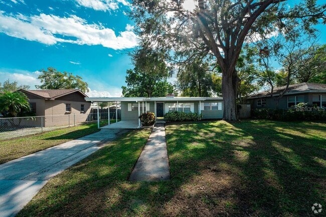 Building Photo - 1625 Mockingbird Ln Rental