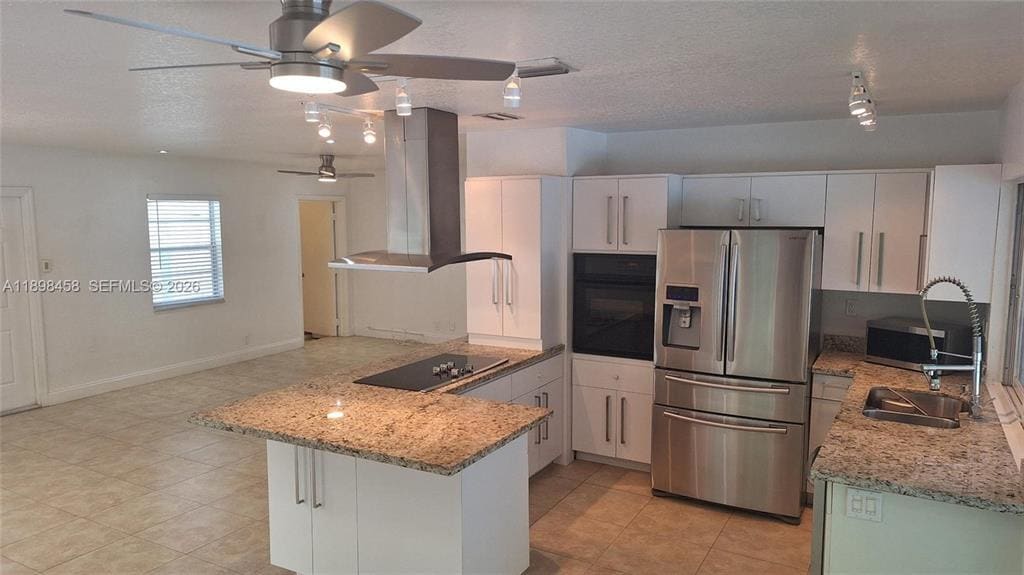 Photo - 1575 NE 38th St