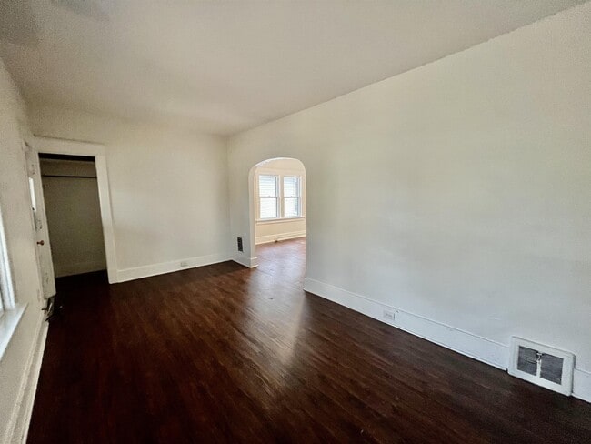 Photo - 43 Ullman St