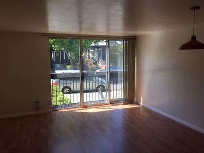 Photo - 2211 Carleton St