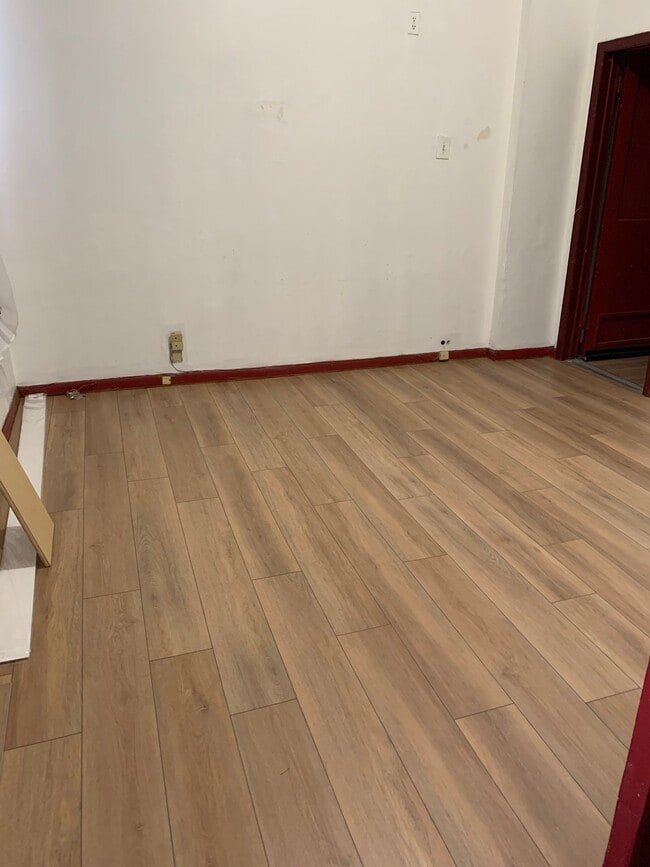 Photo - 259 W Alexander St Unit 2