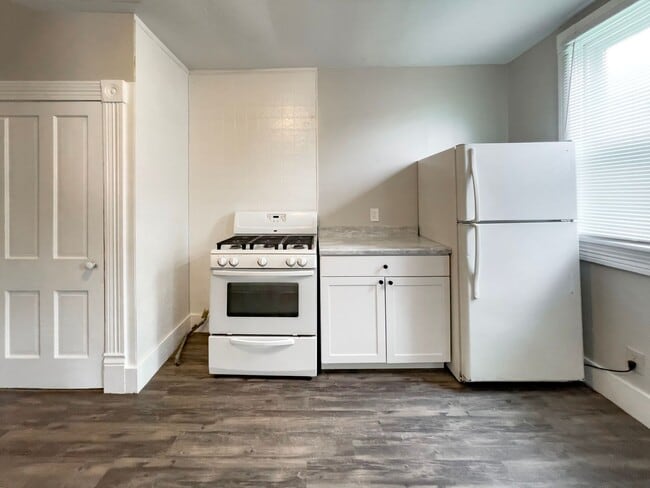 Photo - 700 W Powers St Unit #1