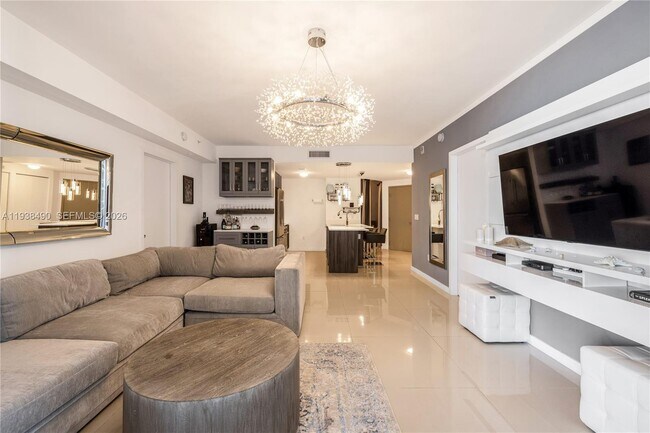 Photo - 488 NE 18th St Unidad 1511