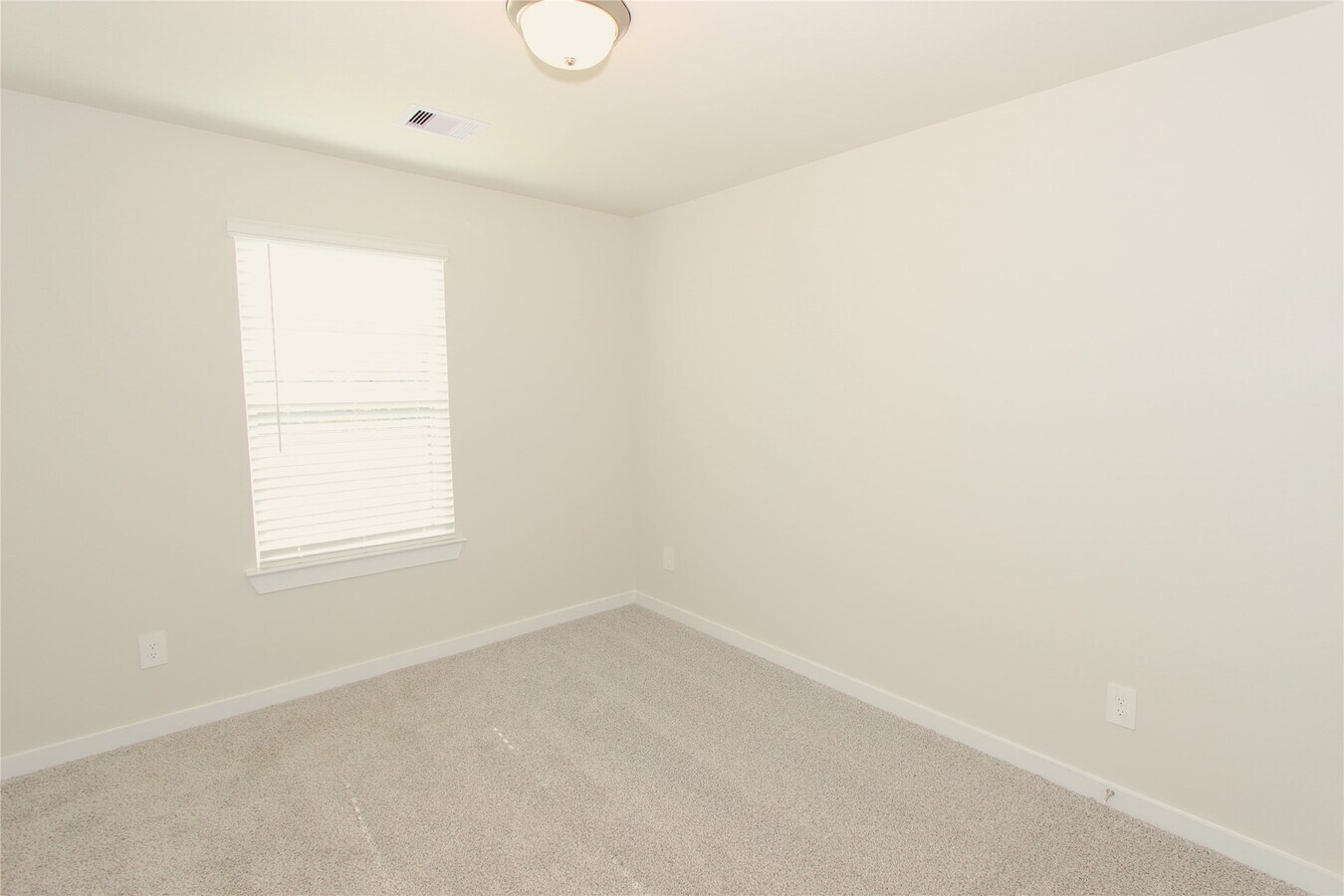 Photo - 5518 Handlewood Ln