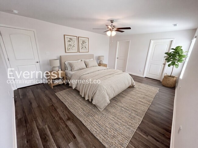 Photo - 209 Maple Spring Trl