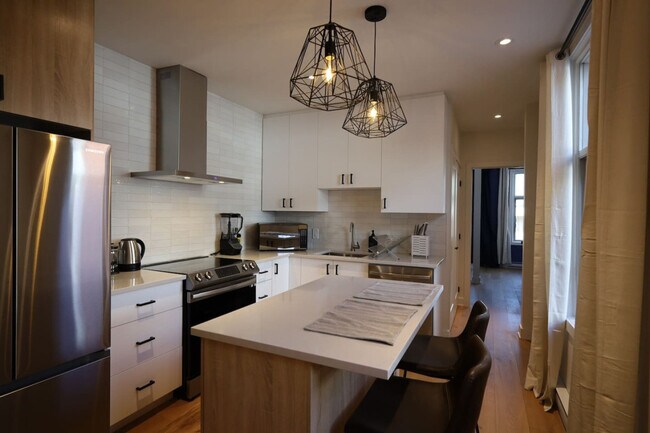 Photo - 4619 R. Saint-Denis Unit SI ID1061590P