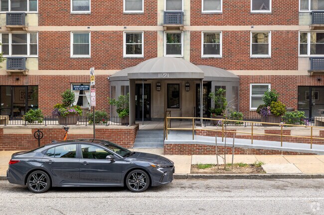 Photo - St. Paul at Chase Condominiums