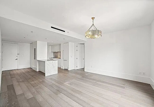 Photo - 429 Kent Ave Unit 810