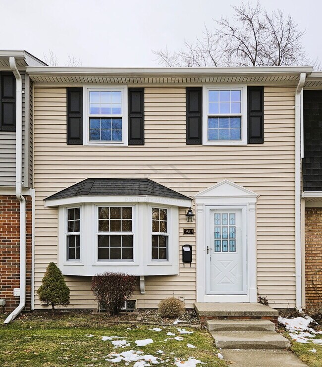 Photo - 19707 Hayes Ct