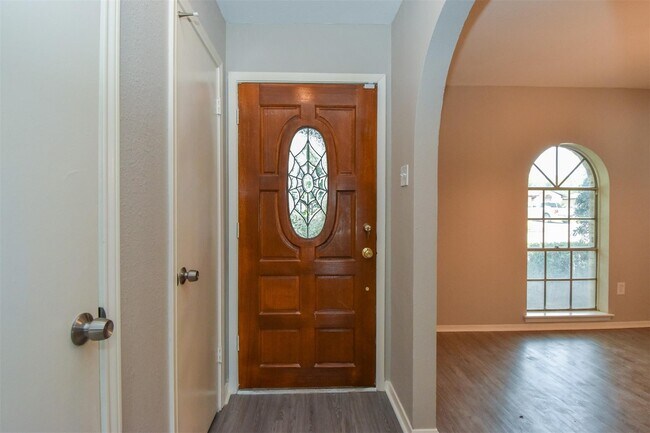 Photo - 11719 Murr Way