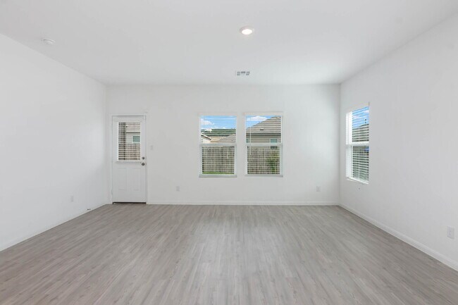 Photo - 6063 Draw Lp