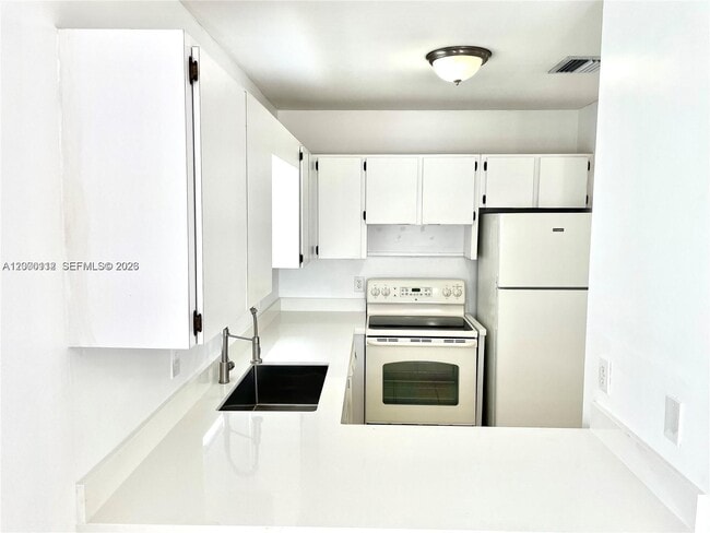 Photo - 20044 SW 87th Pl Unidad -