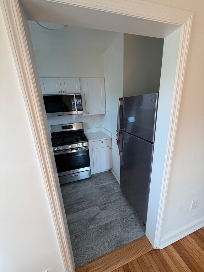 223 Bellevue Ave Unit 1