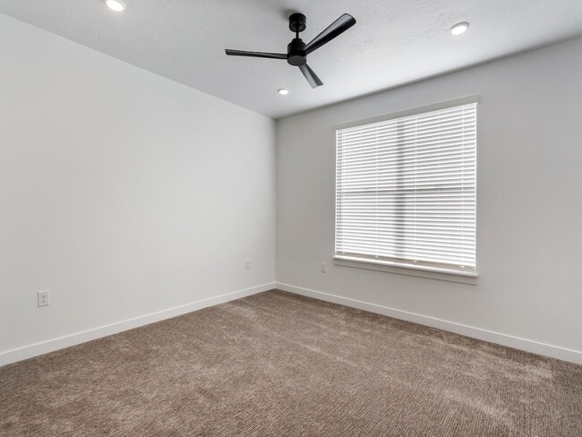 Large Bedroom