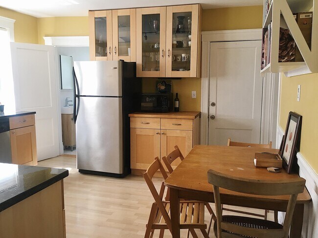 Photo - 52 Dimick St