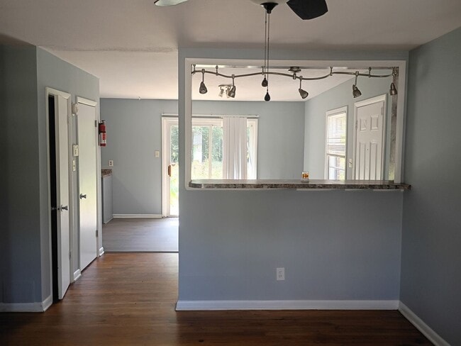 Photo - 3 BED 1.5 BATH IN HEART OF FAYETTEVILLE NC