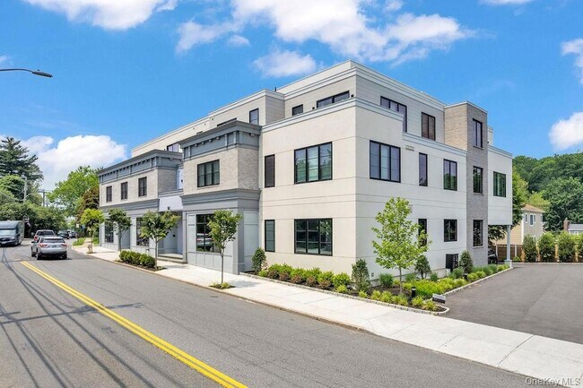 Photo - 185-191 Ashford Avenue Unit 12 Unidad 12