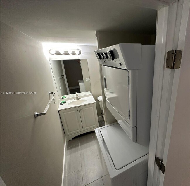 Photo - 250 NW 107th Ave Unit 202