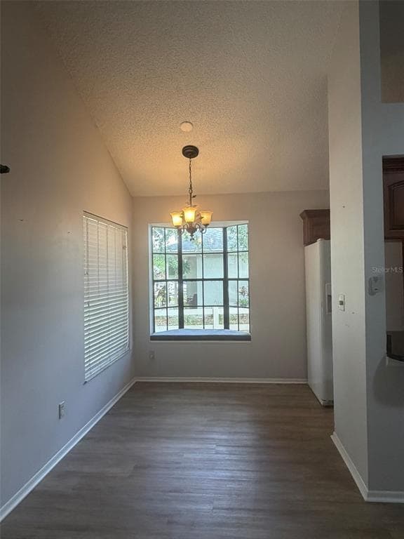 Photo - 3781 Lake Shore Dr