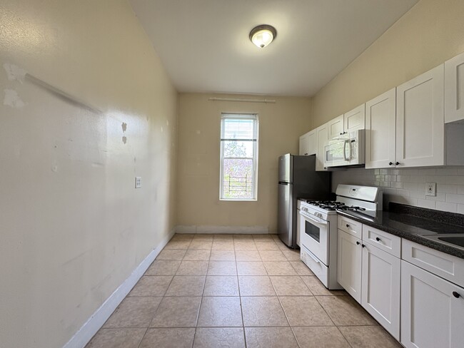 Photo - 264 Palisade Ave Unit 1F