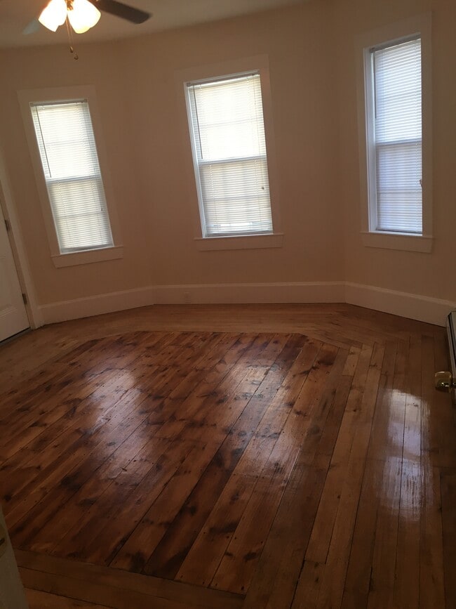 Photo - 820 Merrimack St Unit 3