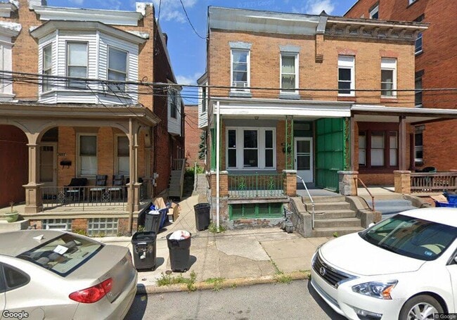 Photo - 3225 Joe Hammer Square Unit 2