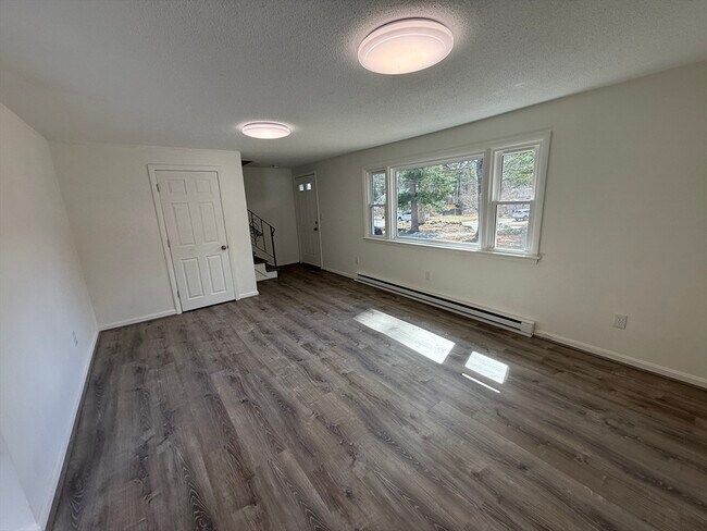 Photo - 1328 East St