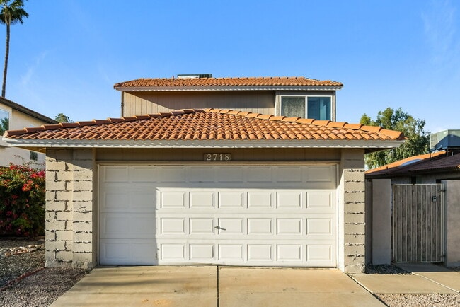 Building Photo - 2718 W Brooks St