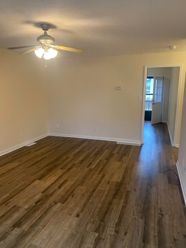 Photo - 2119 Rock Creek Dr