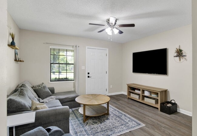 Photo - Close to Corry Station Naval Base!