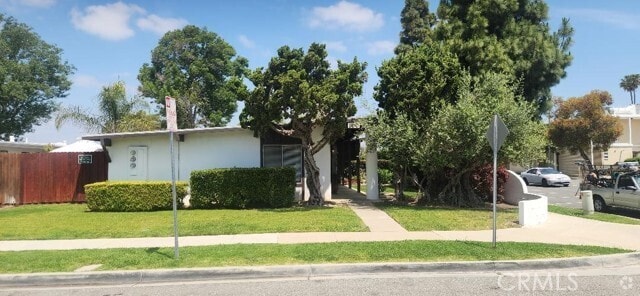 Building Photo - 100 Clearbrook Ln Rental