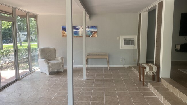 Photo - 111 Rigby Owen Rd