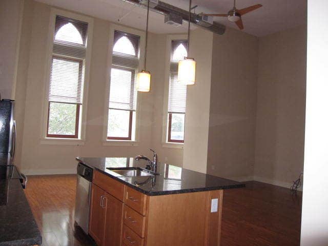 Fifth Avenue School Lofts