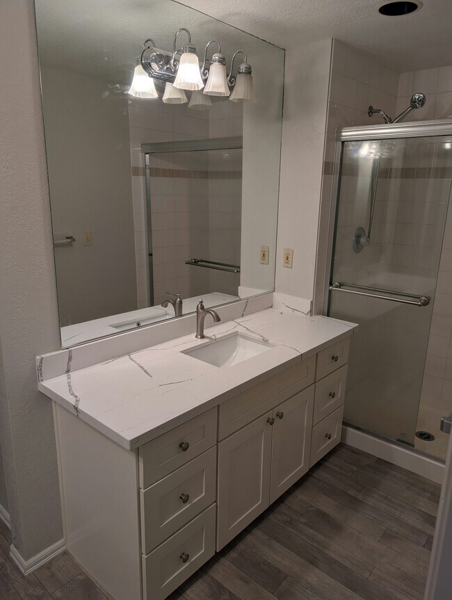Photo - 12670 NE 10th Pl Unidad A104