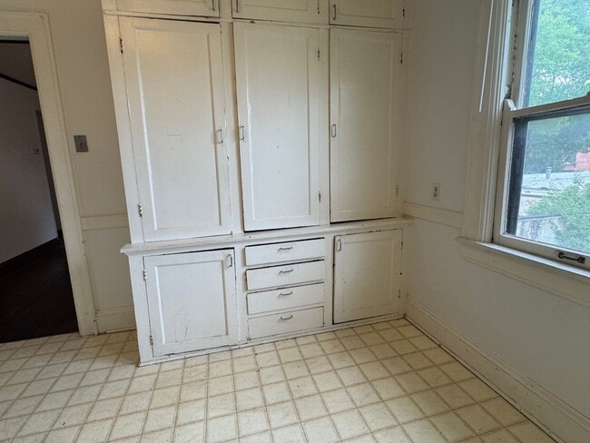 Photo - 213-215 N Paterson Unit 213 N Paterson