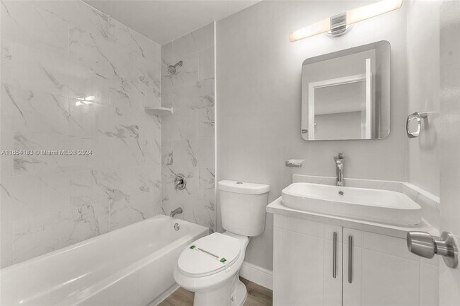 Photo - 10373 NW 35th St Unit #ONE OF A KIND