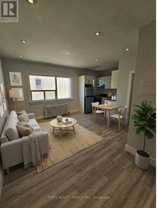 Photo - 1566 Avenue Rd Unité 203