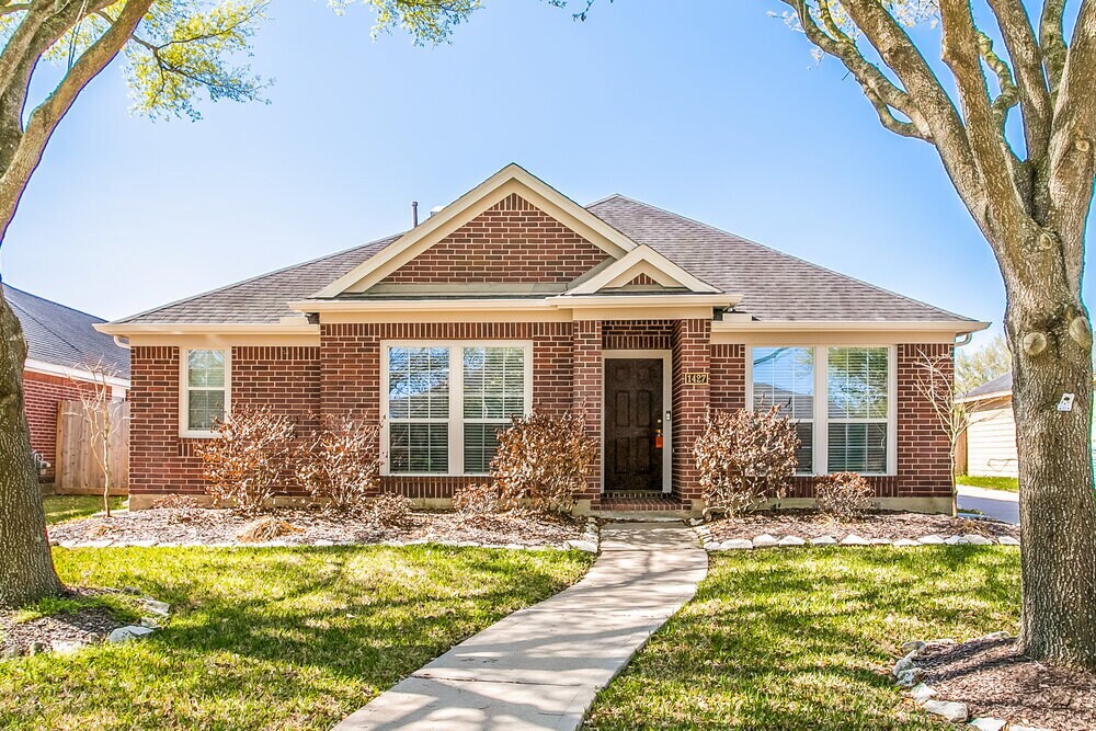 Photo - 1427 Waterside Village Drive House