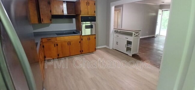 Photo - 3705 Crestview Pl