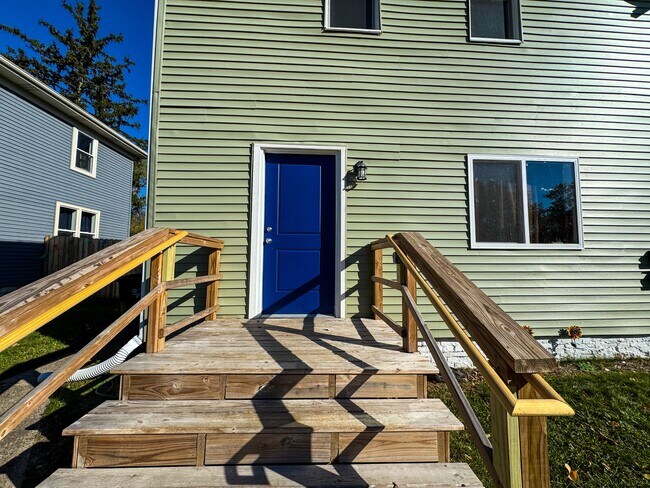 Photo - 820 Sherman Ave