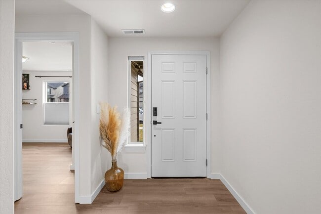 Photo - 3613 Carnelian St