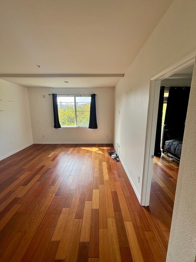 Photo - 13200 Pacific Promenade Unidad 340 Rental