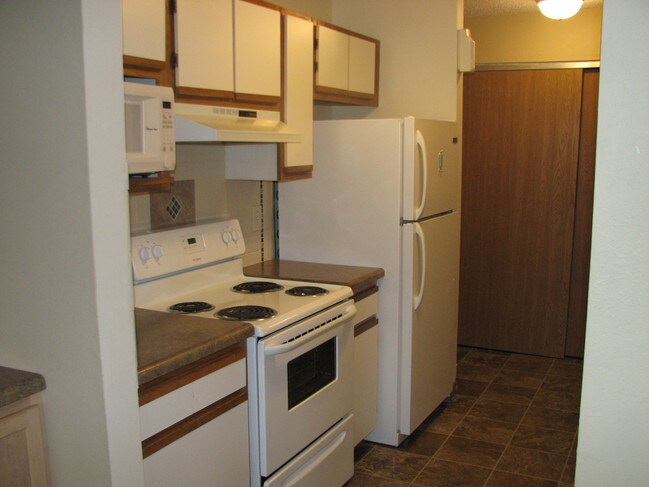 Photo - Woodland Park Apartments